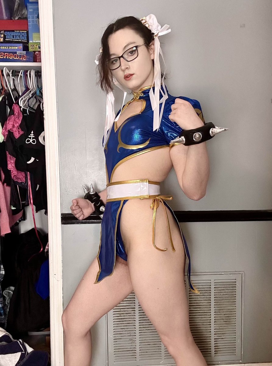 Raven🏳️⚧️ (@raventheghost__) on Twitter photo Anyone like street fighter Anyone like street fighter