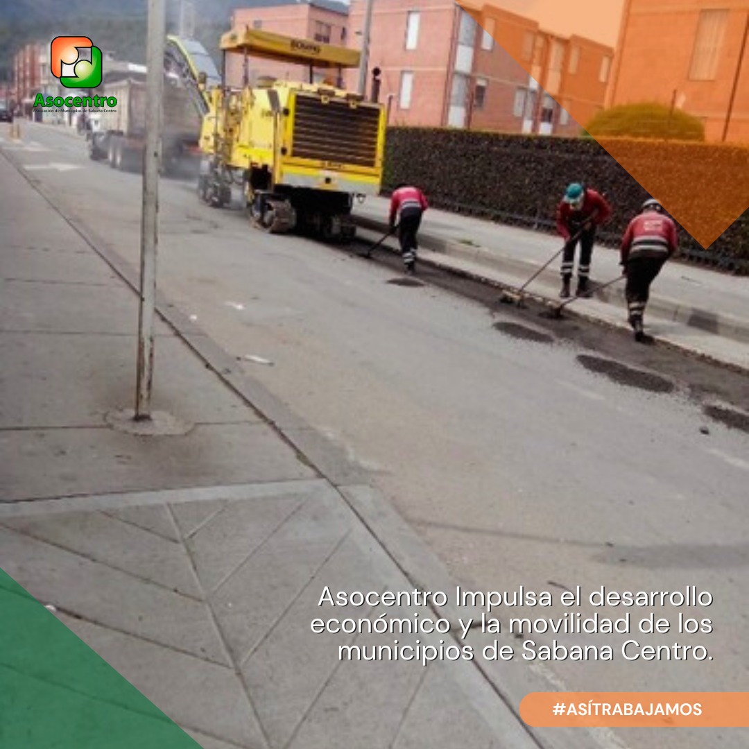 Asocentro_'s tweet photo. 📷#Asítrabajamos En el Municipio de Cajicá se llevaron a cabo labores de fresado, excavación e instalación de mezcla asfáltica en horario diurno sector Capellanía con apoyo de movilidad del Municipio.
📷#Asocentro #Cajicá #SabanaCentro #UnaGranRegion  #Capellanía https://t.co/TXiPm0FrQV