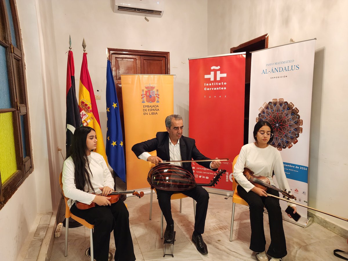 المركز اللّيبي الإسباني للغات tweet media