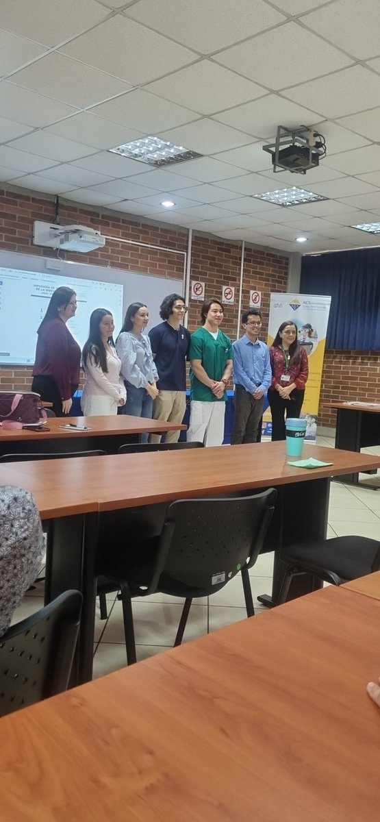 sigma1721's tweet photo. Felicitaciones a la nueva junta directiva del #ACSstudentChapter #ACSchapter Guatemala, y a su profesor tutor @micaguqui23 https://t.co/XWPBIWv8AB