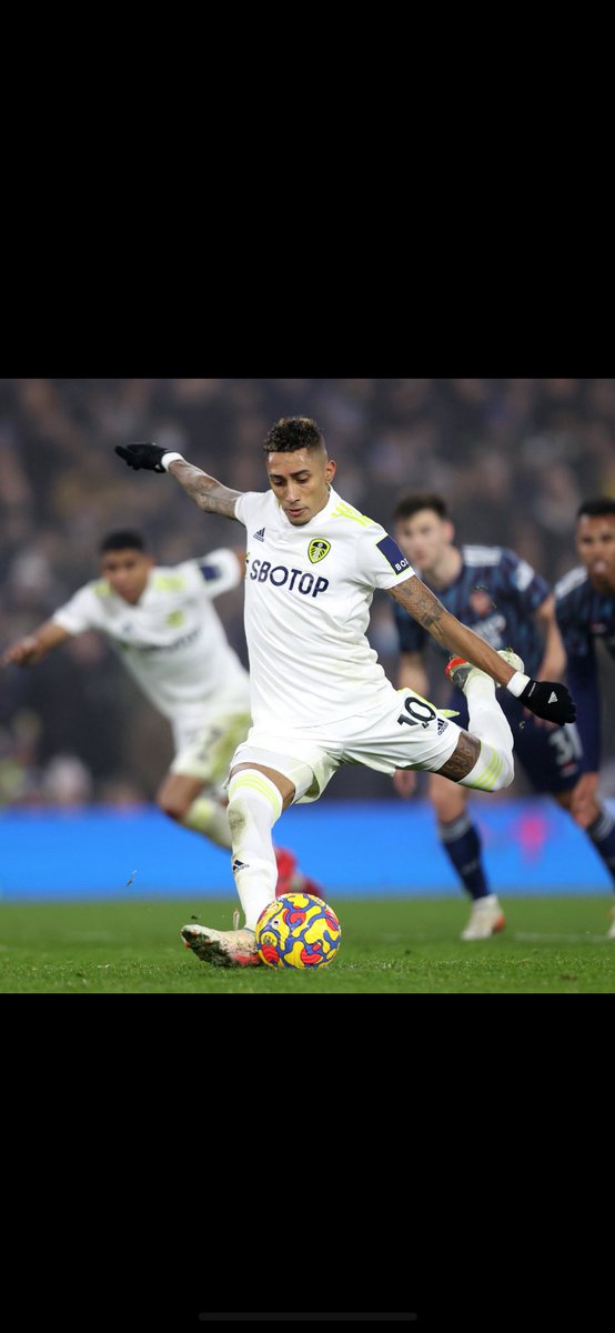 Watching Raphinha playing for Barcelona tonight…..thinking how did we have him at Leeds ? Unbelievable player 🤍💛💙 #ucl