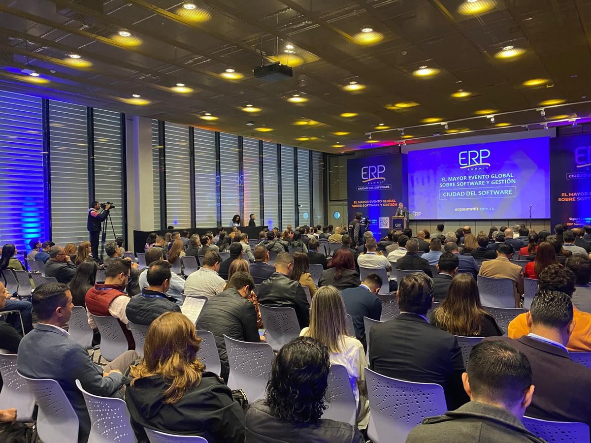 SofttekSH tweet media