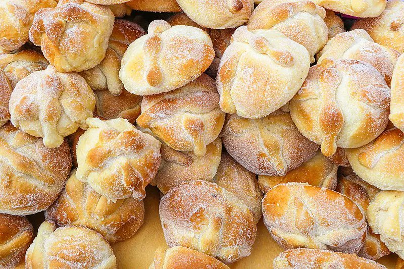 Qu’est-ce le pan de muerto ?

➡  mayaztequemexique.fr/quest-ce-le-pa…