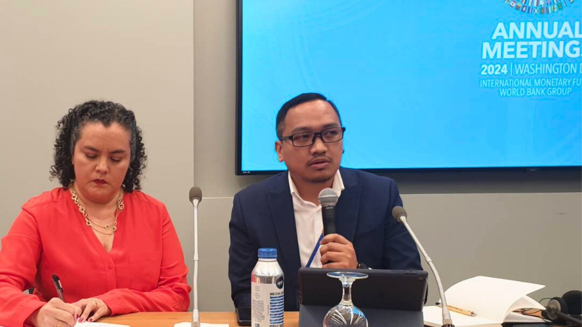 RecourseTeam's tweet photo. "While they wait, communities are risking life and limb. They have no access to water, they are exposed to coal ash and dust, and there have been new harms, including displacement of people and intimidation of community leaders." 📣 Aaron Pedrosa @PMCJ_ph
#AMCSO24 #WBGMeetings https://t.co/1D7HUo3AUC