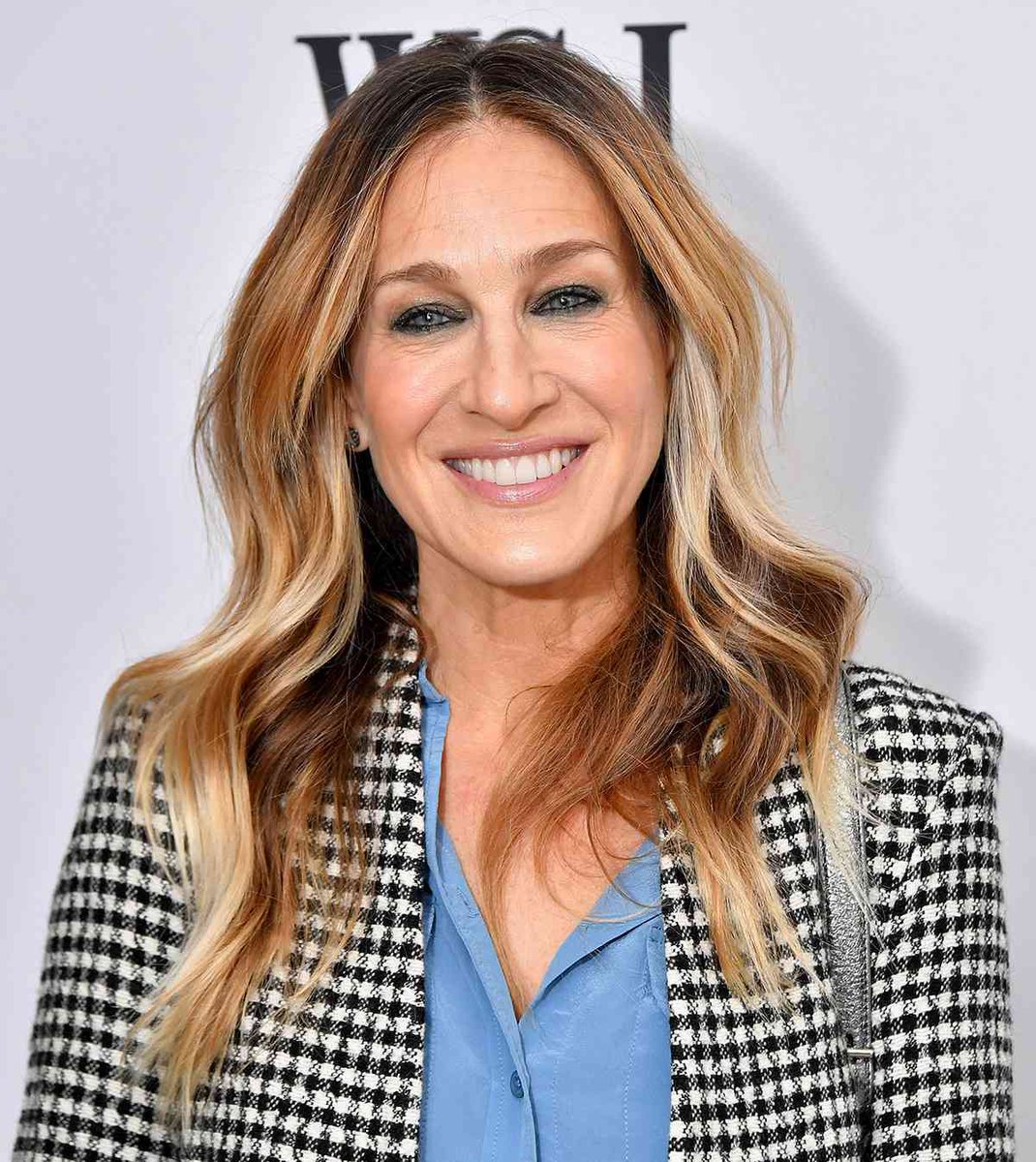 DisavowTrump20's tweet photo. BREAKING: Actress Sarah Jessica Parker has endorsed Kamala Harris, saying that “with optimism and pride I am voting for Vice President Kamala Harris and Governor Tim Walz.” 

RETWEET if you stand with Parker in support of Harris! https://t.co/Fh4Dm7daLr