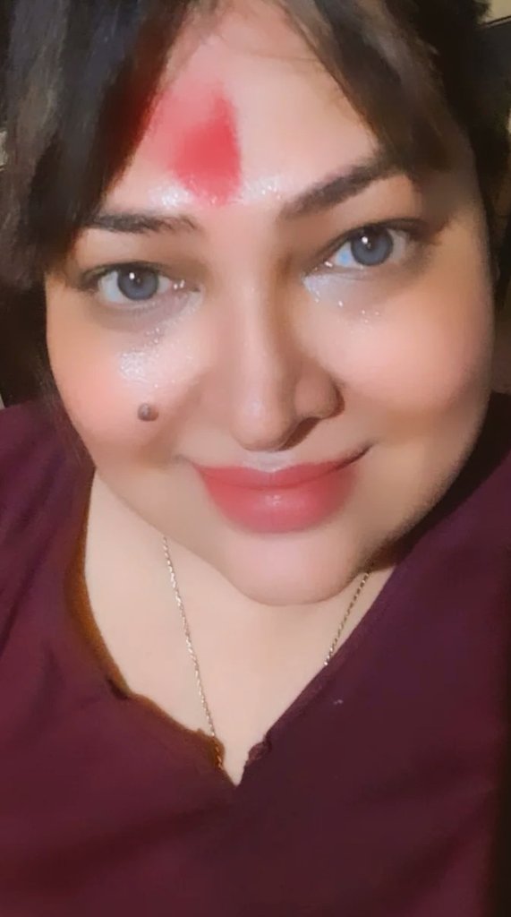 payelsarkarart's tweet photo. M a happy jolly intellect bt didn't knw tht life can b so traumatized #Victimized complicated tht somewhr my simplicity has been #Challenged me2b wth my❤ #CosmosConnection If my #Soulmate will not take me out of the crabs then they will eaten me,💘 I need2find wings2b free❣✌☯️ https://t.co/CAyTpE2E3j