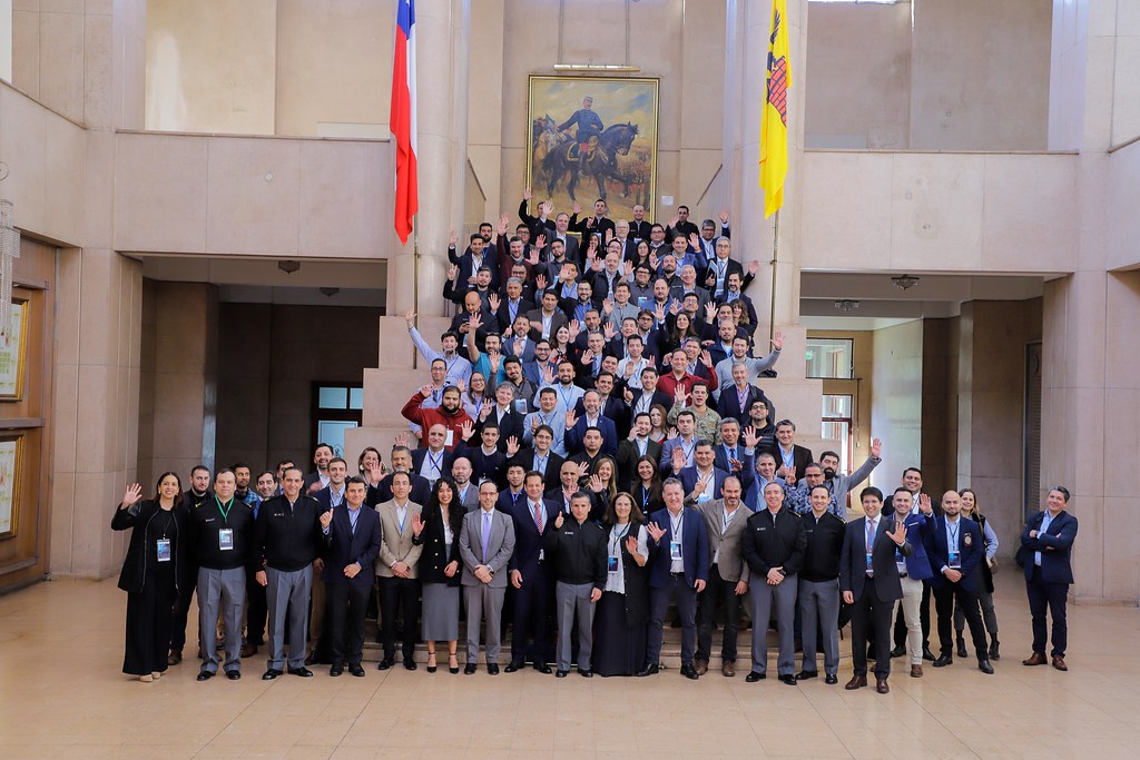 ValuetechChile's tweet photo. Participamos del evento #𝐂𝐢𝐛𝐞𝐫𝐝𝐞𝐟𝐞𝐧𝐬𝐚: Escenarios de crisis, infraestructura crítica y toma de decisiones, organizado por el Laboratorio de Ciberdefensa del Centro de Innovación UC y el @Ejército de Chile.

¡Agradecemos a los organizadores por esta gran iniciativa! 💻 https://t.co/RmdLnphLkL