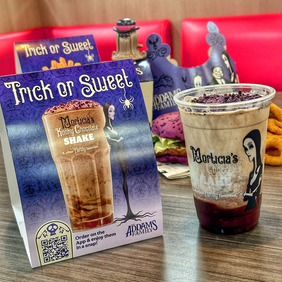 TuckBeck's tweet photo. It’s Creepy and it’s Kooky… it’s The Addams Family Meal!!! Found exclusively at @BurgerKing and I can’t get enough of the Wednesday Whopper! 💜
.
#HaveItYourWay #TheAddamsFamily
#FoodPorn #TheAddamsFamilyMeal
#Halloween #WednesdayWhopper
#HalloweenBlogger #BurgerKing 🍔 https://t.co/35dYVpO3nv