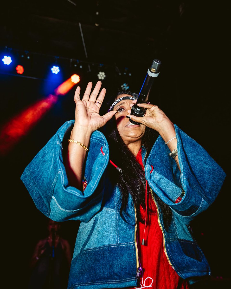 The Litty Commitee tweet media