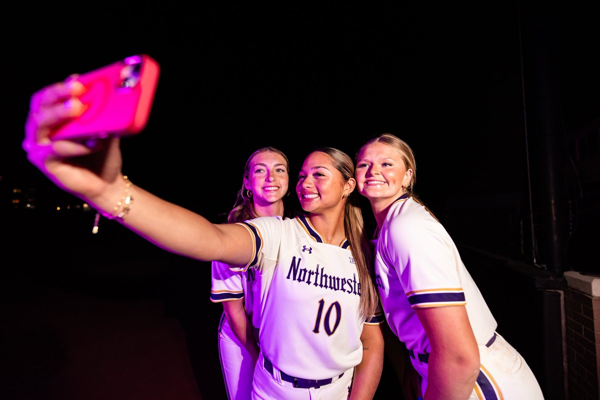Northwestern Softball tweet media