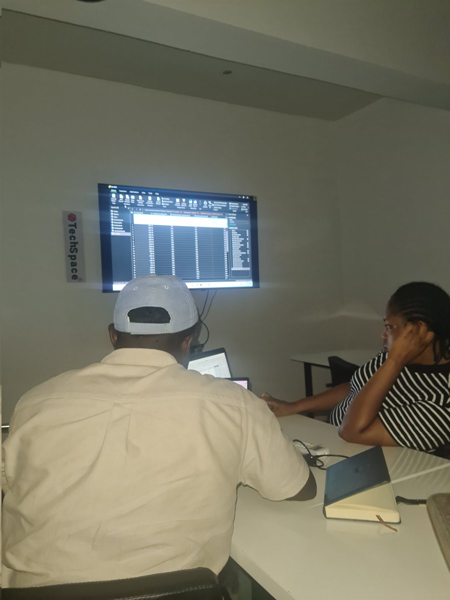 TechSpaceIn's tweet image. We Just wrapped up a fantastic data modeling class with Power BI! 📊 Learned valuable techniques for creating efficient and insightful data models. #PowerBI #DataModeling #DataAnalytics #LearningNewSkills
