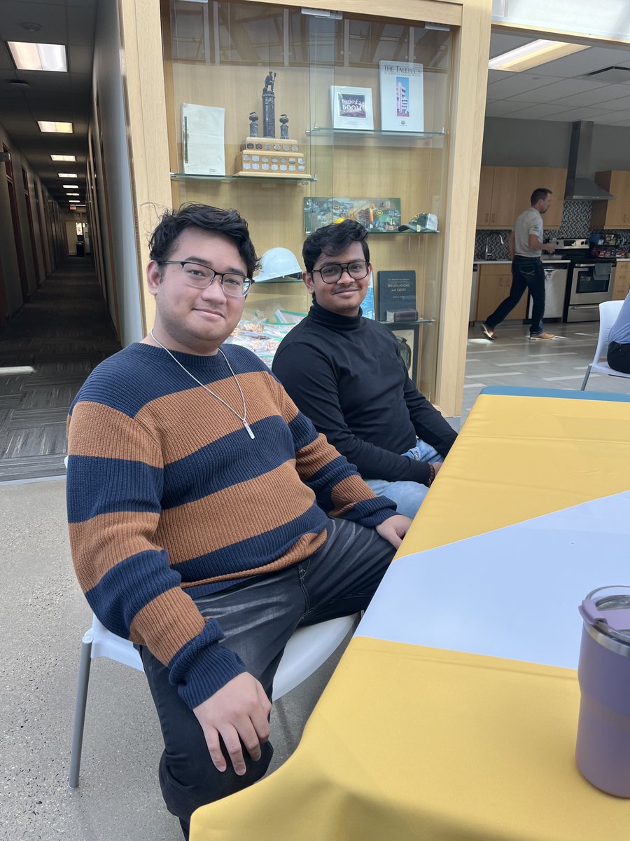 UnitedWayRegina's tweet photo. . @PCLConstruction kicked off their Yearly Campaign with a strong start! 🤩 Our new Community Resource Coordinators, Glenn and Dev, were on hand to learn about PCL's impact. Thanks to the #BackpackDrive, students at 12 community schools received much-needed supplies! 📚✏️❤️ https://t.co/70AXWlpUca