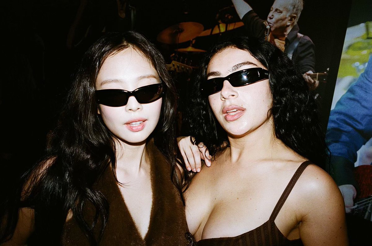 jnsource's tweet image. bumpin’ that