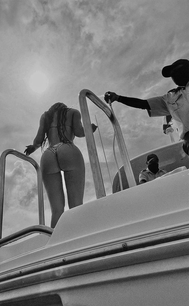 𝐂♡𝐑𝐈𝐒 (@icouldcaris) on Twitter photo 