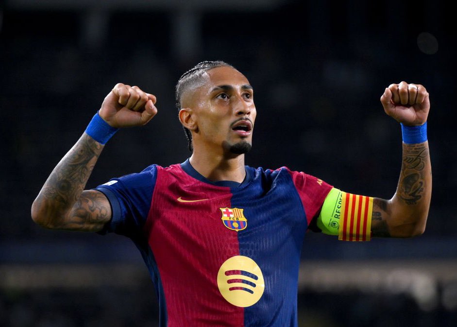 Mavenutd's tweet image. Like for Vini, Rt for Raphina