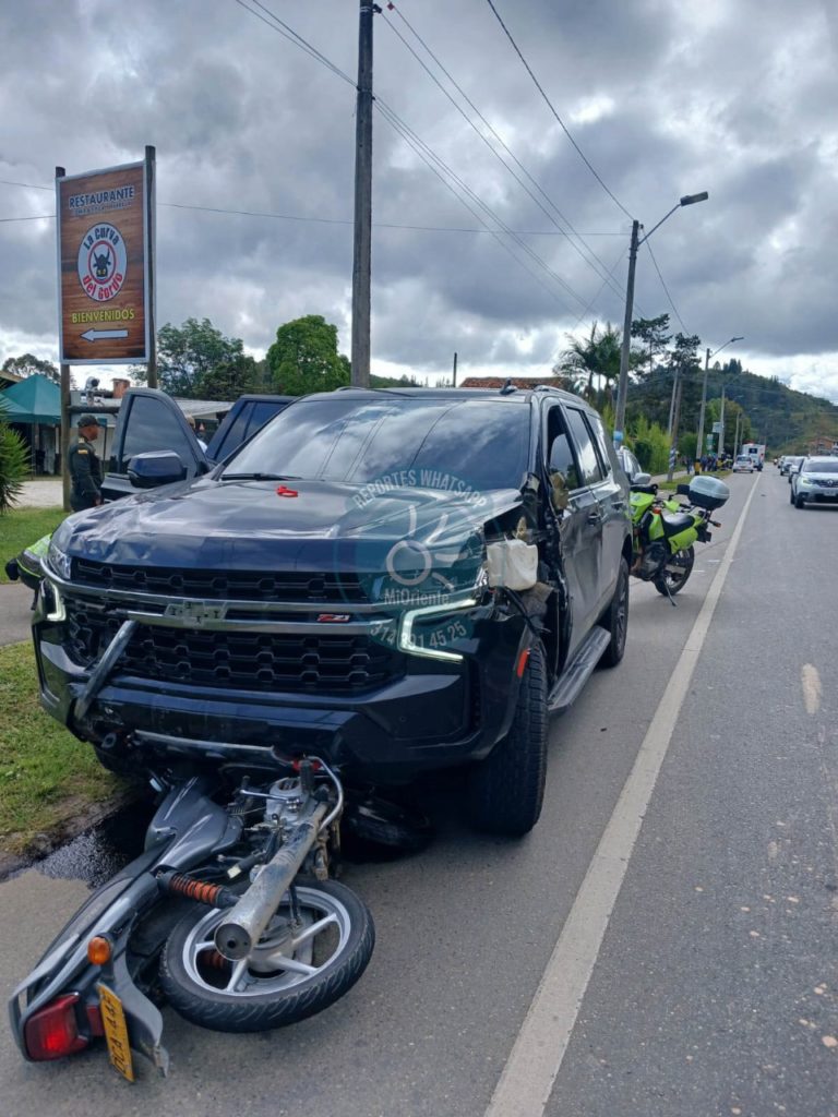 juandl84's tweet photo. Seccional de Tránsito y Transporte Antioquia informa que Alfredo Morelos fue capturado por "lesiones personales culposas" en el accidente de esta mañana. El jugador "ocasiona un accidente de tránsito al conducir en estado de embriaguez (grado 2), ocasionando lesiones personales". @365ScoresApp