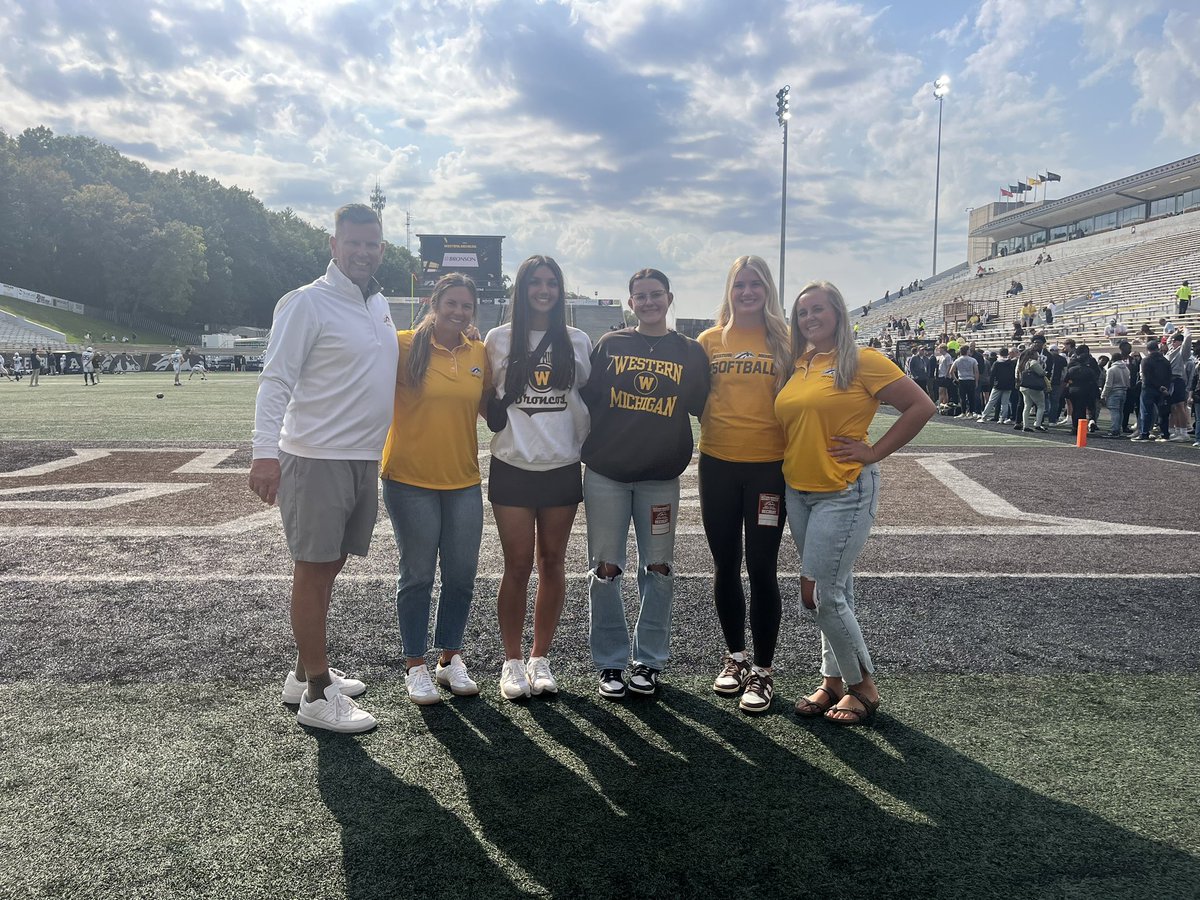 THE BEST WEEKEND!! Thank you so much to Coach Marlee, Coach Morgan, Coach Erica, Coach Bill, and all of the players for such an incredible official visit!! Counting down the days until I’m a bronco! 💛🤎<a href="/WMUSoftball/">Western Michigan Softball</a>