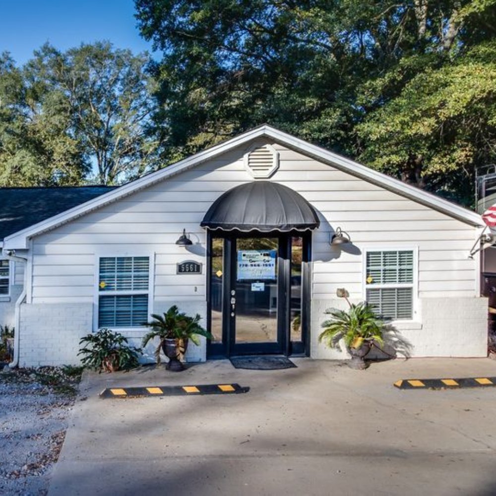 NARVRentals's tweet photo. Did you know that North Atlanta RV Rentals has been Atlanta's go-to for luxury motorhomes, travel trailers, and long-term rentals since 2005? Whether you're taking a camping vacation or a road trip, ensure you are living in comfort! Learn more: https://t.co/cxE0ocBKPE https://t.co/gFsLQOcZOV