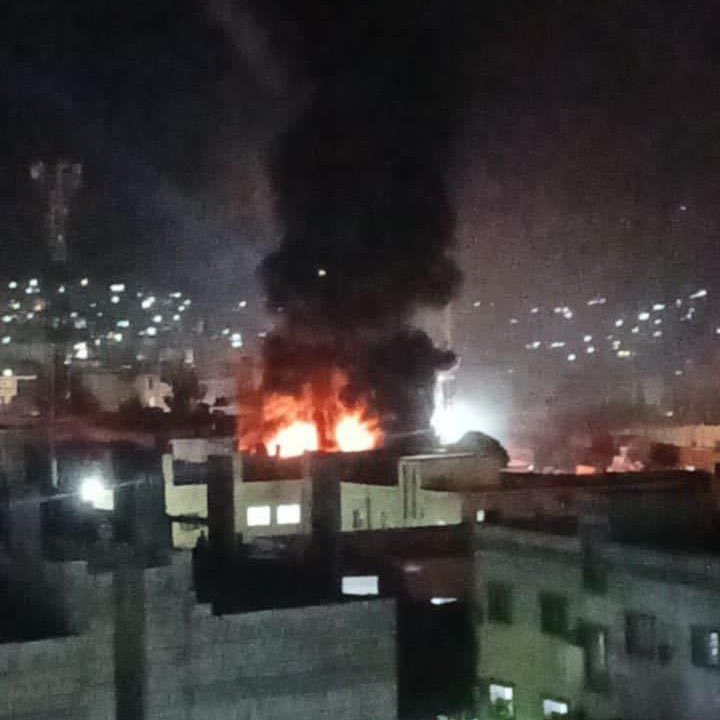 turkishreport1's tweet photo. #SONDAKİKA

Türk Silahlı Kuvvetleri, Suriye'nin kuzeyinde PKK'ya ait karakolu vurdu. https://t.co/5Tg1rnllVz