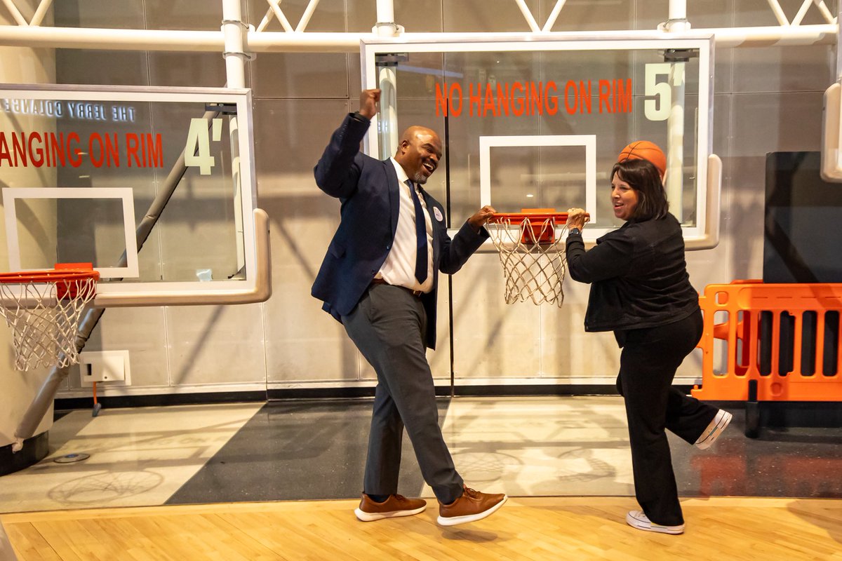 Kim Driscoll (@massltgov) on Twitter photo It’s #MassSTEMWeek and hundreds of students competed today at <a href="/Mass_Tech/">MassTech Collaborative</a>’s MassMakes Innovation Challenge at <a href="/HoopHall/">Basketball HOF</a>!
These kids are seriously smart, and they’ve got bright futures in all kinds of STEM careers! 🌟 It’s #MassSTEMWeek and hundreds of students competed today at <a href="/Mass_Tech/">MassTech Collaborative</a>’s MassMakes Innovation Challenge at <a href="/HoopHall/">Basketball HOF</a>!
These kids are seriously smart, and they’ve got bright futures in all kinds of STEM careers! 🌟