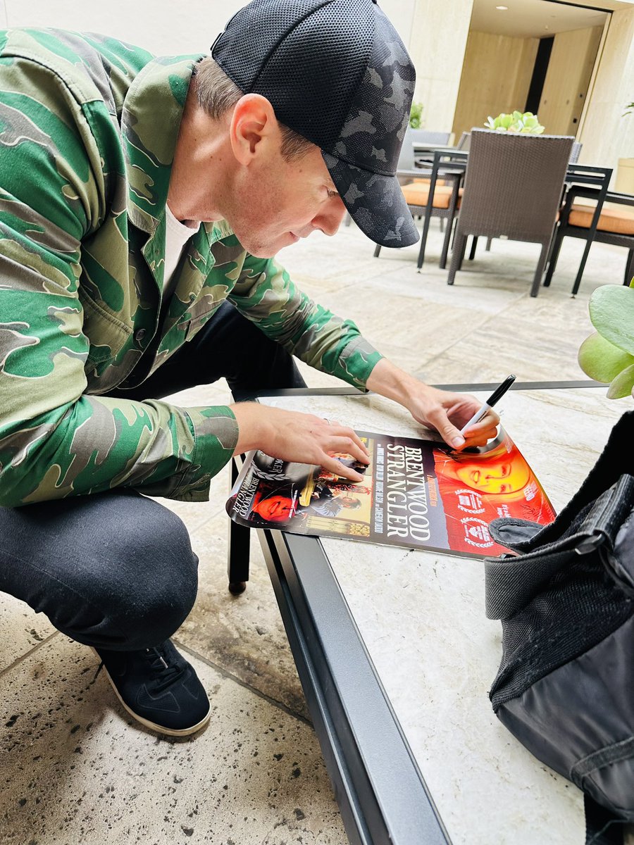 Brentwood Strangler tweet media