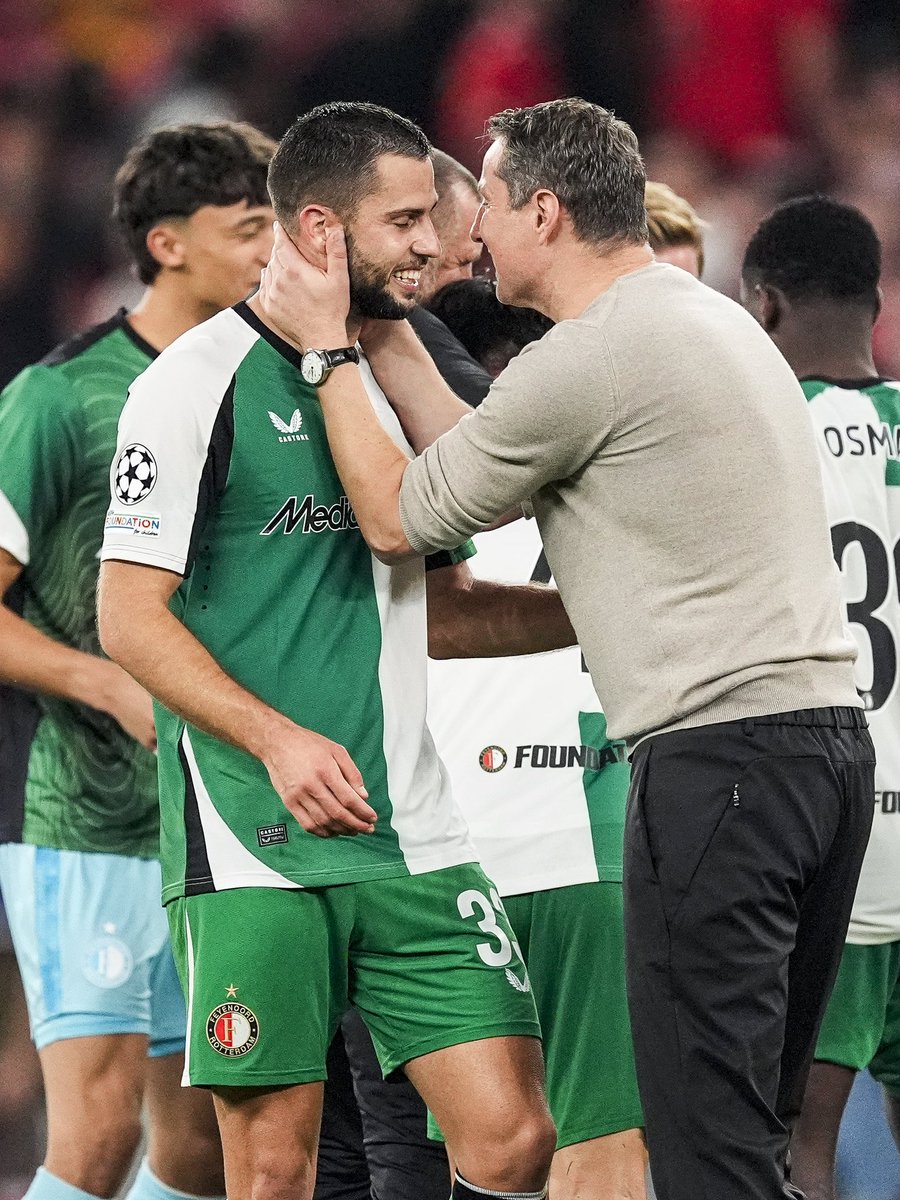 Feyenoord's tweet photo. Emotions. 🥹

#benfey • #UCL https://t.co/rmbi1wlFOF