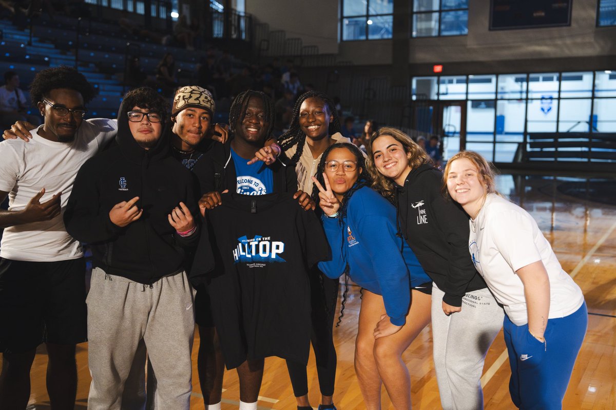 ictrueblue's tweet photo. Pep Rally 📸
CSEIB kicked off #ICHoco24 Monday night with a fun-filled pep rally! We can’t wait to celebrate this weekend and welcome everyone home!! #IllinoisCollege #Homecoming #LifeAtIC https://t.co/dMY4j0X6z2