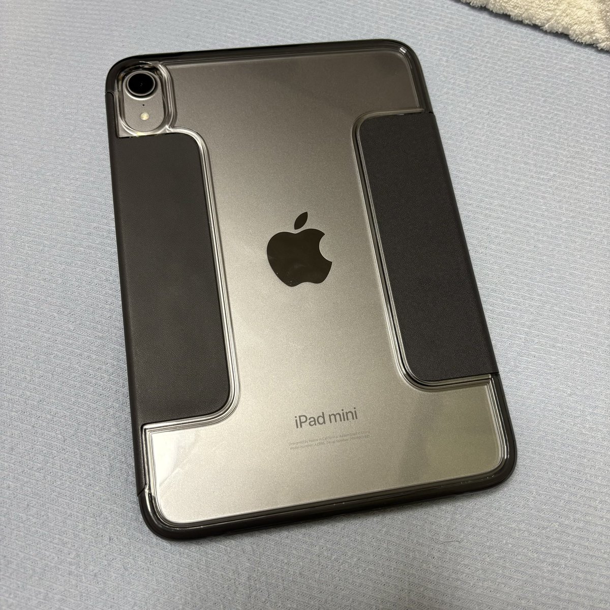 skysyuu's tweet photo. 昨晩 無事 #iPadmini7 (A17Pro)が届きました。cellularモデルを買ったのですが、今まで使っていた #iPadmini5 は #nanoSIM なので#eSIM に移行できず。明日ドコモショップに行って切り替えてきます。 https://t.co/nsmnc7COB3