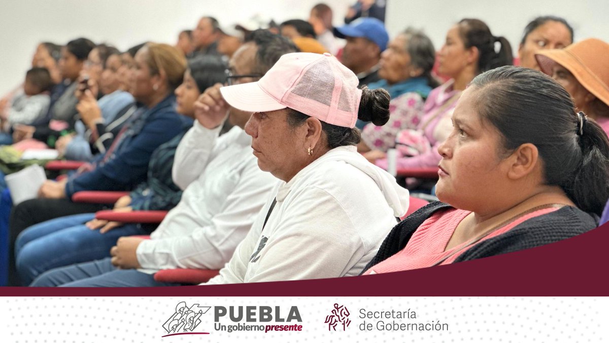 Segob_Puebla's tweet photo. Continuando con las acciones en materia de perspectiva de género y prevención de la violencia contra las mujeres, este día, bajo la directriz del Secretario de Gobernación @Javier_AquinoL, la Directora de Género de la SEGOB @Marisol_Calva, en compañía de la Secretaria de @IgualdadGobPue, @melnavs, así como del Secretario de @Huejotzingo_SSP, el Teniente de fragata IM, Francisco Lucio Galeana Serna y el titular del @CEEAVIGobPue, Germán Caporal, en el municipio de Huejotzingo se llevó a cabo la Jornada a favor de las mujeres, donde a través de servicios gratuitos que ofrece el @Gob_Puebla, así como talleres y ponencias, se busca generar conciencia entre la ciudadanía en torno a la problemática de violencia de género que existe, a fin de prevenir y evitar situaciones de riesgo.

Asimismo se dio el banderazo de salida a 6 patrullas naranjas que serán destinadas a atender casos de violencia contra las mujeres. #PueblaTrasciende
