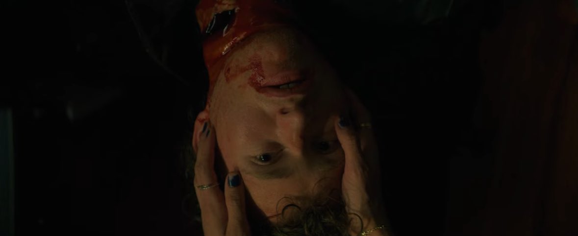SourceHalloween's tweet image. The foreshadowing is insane #HalloweenEnds