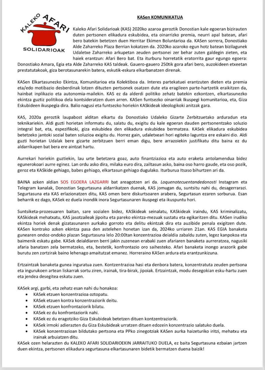 ideiazabaldub's tweet photo. Donostiako Udalak  Kaleko Afari Solidarioak debekatzeko erabakia hartu du gaur, hona hemen beraien erantzuna:

«KASek ozen helarazten du kaleko afari solidarioekin jarraituko duela»

Biba zuek, elkartasuna ez da delitua! ✊🏽 https://t.co/te6D7syMFH