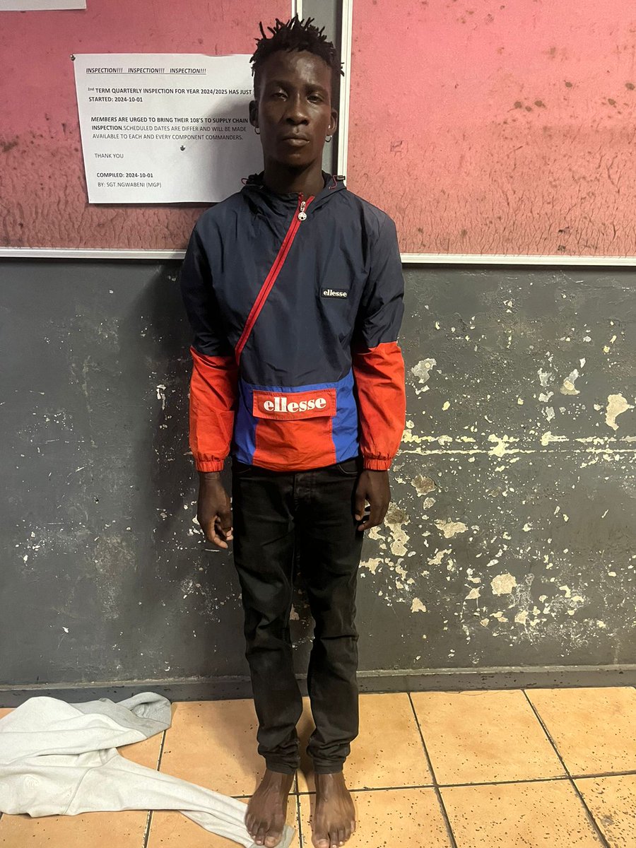 MissSteelo's tweet photo. When the South African police really want you they will find you. The Mozambican (5yr old) child rapist and murderer from Orlando has just been successfully arrested and is in custody at the Orlando Police Station 🙌🏾
Well done to the community and law enforcement 😊😊😊🙌🏾 https://t.co/qu924FBloy