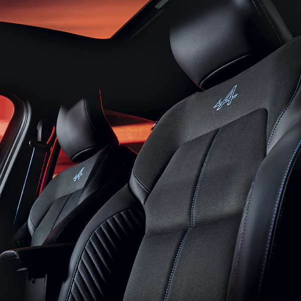 RenaultMX's tweet photo. #Renault #Arkana cuenta con gran tecnología y diseño que lo convierten en el SUV atractivo y deportivo que conquistará cualquier camino.
cotízalo ahora: https://t.co/QTuKDITTP6 https://t.co/qAKEiGkSPP