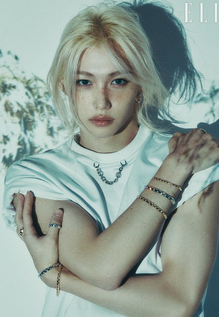 lesbfelix's tweet photo. a face you'd go to war for https://t.co/UOFN3DgLWq