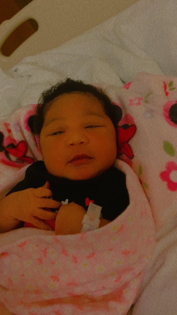 therealdreka's tweet photo. my beautiful daughter 😩 
Paris Ka’oir Nichole Huston 🎀🥰 
October 21,2024 8lbs &amp; 2.9 oz https://t.co/WrXBRrjY8z
