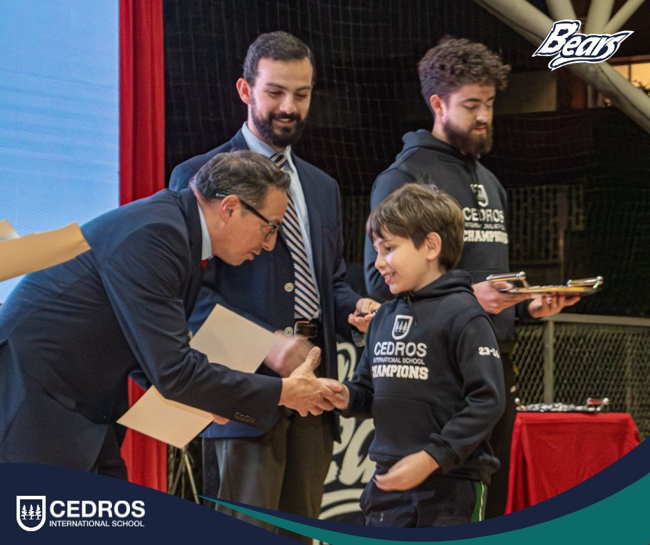 Cedros International School tweet media