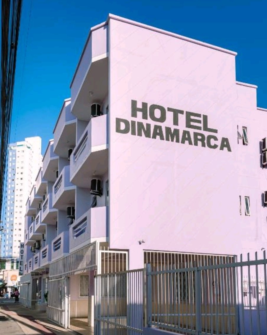 Zoé Robledo sí le cumplió..

A ella si la llevó a Dinamarca.

👇
