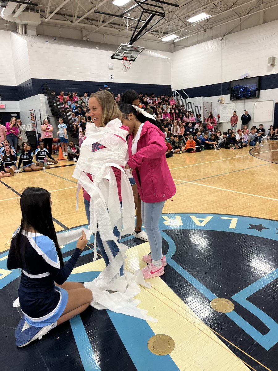 MelissPalmeri's tweet photo. Celebrating the conclusion of @LarsonMS fall sports with some good old fashioned FUN! Big thanks to our teachers for being “good sports” during our Mummy Relay ! #LarsonSTRONG https://t.co/lGQmIHa0pi