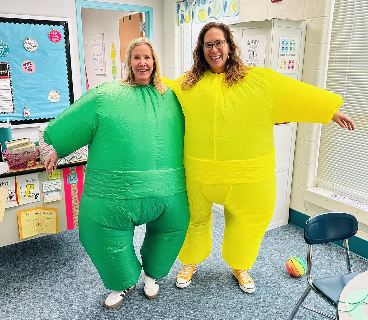Too much fun on this school color spirit day!!!! 🤣 💚💛 <a href="/MrWClark/">Wesley Clark</a> <a href="/HeatherPiezer/">Heather Piezer</a> <a href="/apexescougars/">Apex Elementary</a>