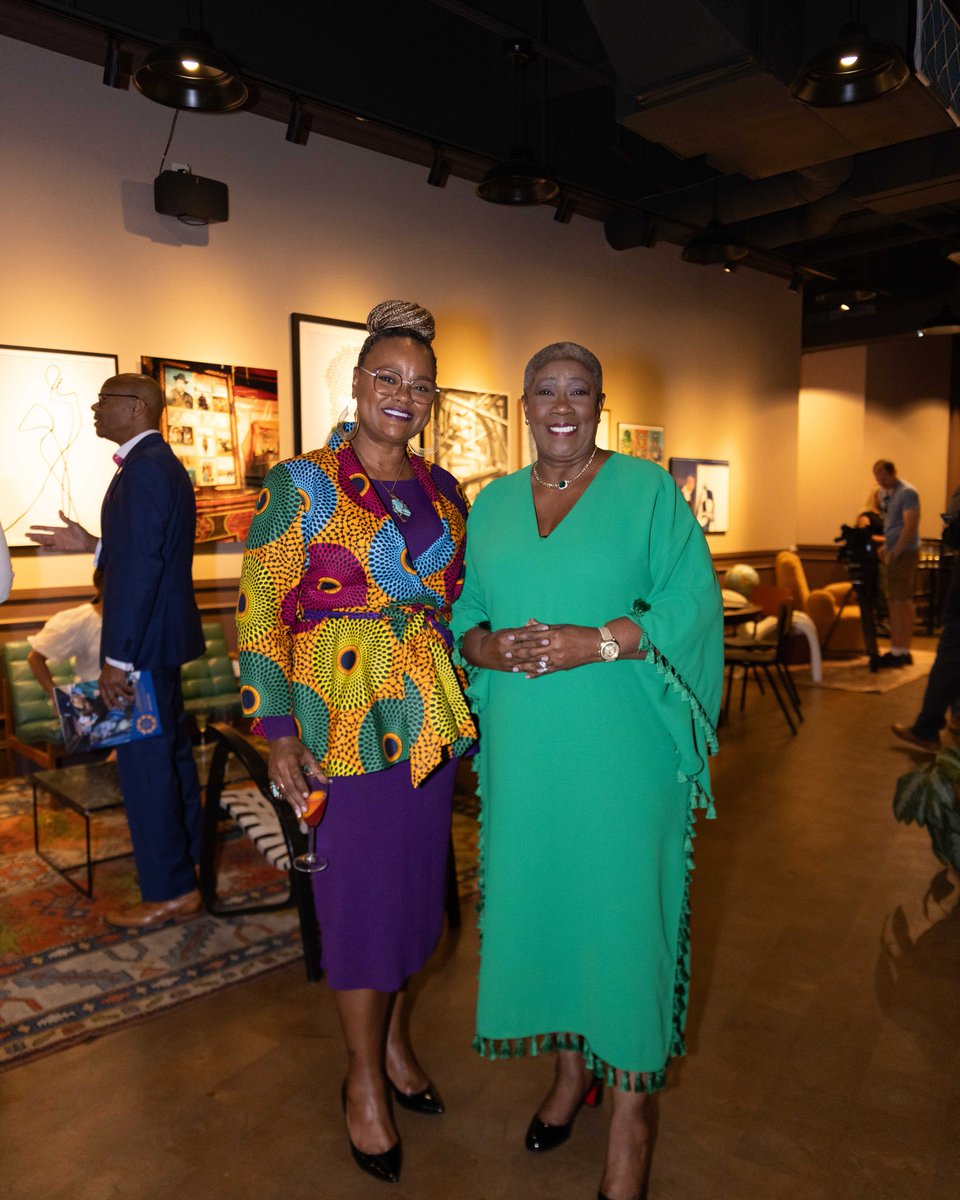 crystalskybell's tweet photo. Last week’s Caring For Others event was powerful! 🌍✨ We're working to end poverty and help hurricane-hit communities. Your support makes a difference! 💖

Donate: https://t.co/Cg4dIU3bfN  

#CaringForOthers #EndPoverty #HurricaneRelief #GiveBack https://t.co/sphBDkMoYq