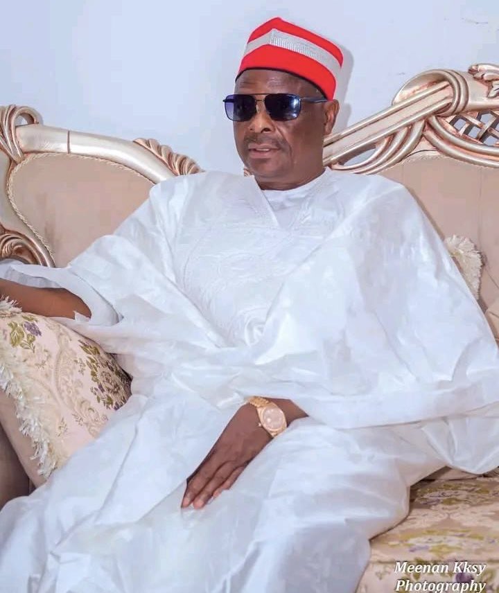 A leader not a ruler👌