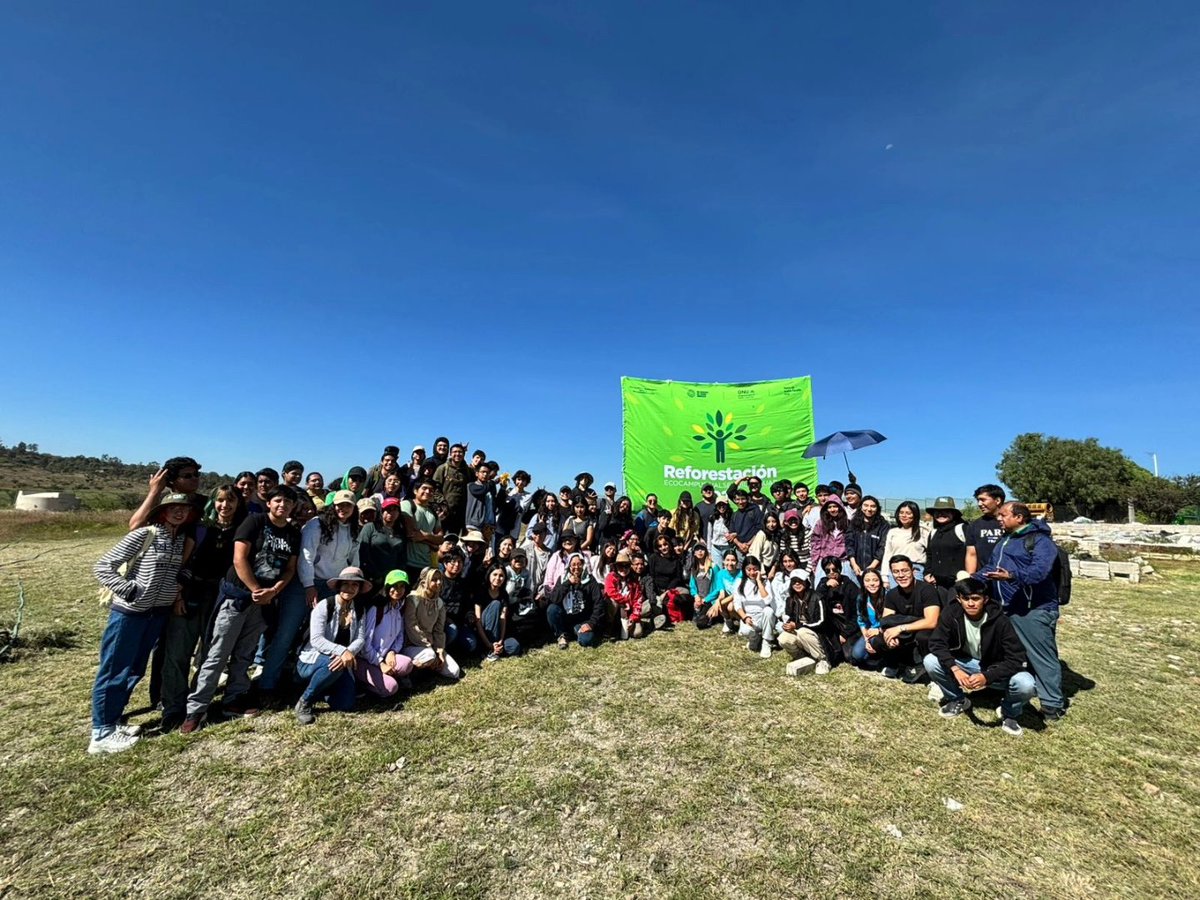 EcocampusBUAP's tweet photo. 💚🌱🌳Hoy, fue el turno de los integrantes de la Facultad de Ciencias Biológicas, de la Facultad de Ingeniería Química y de la ASPABUAP, para participar en la Jornada de Restauración y Reforestación en CU2 Ecocampus Valsequillo BUAP 2024💚🌱🌳

🙏🏻¡¡¡Muchas gracias!!!! https://t.co/fHbdrBNIcg