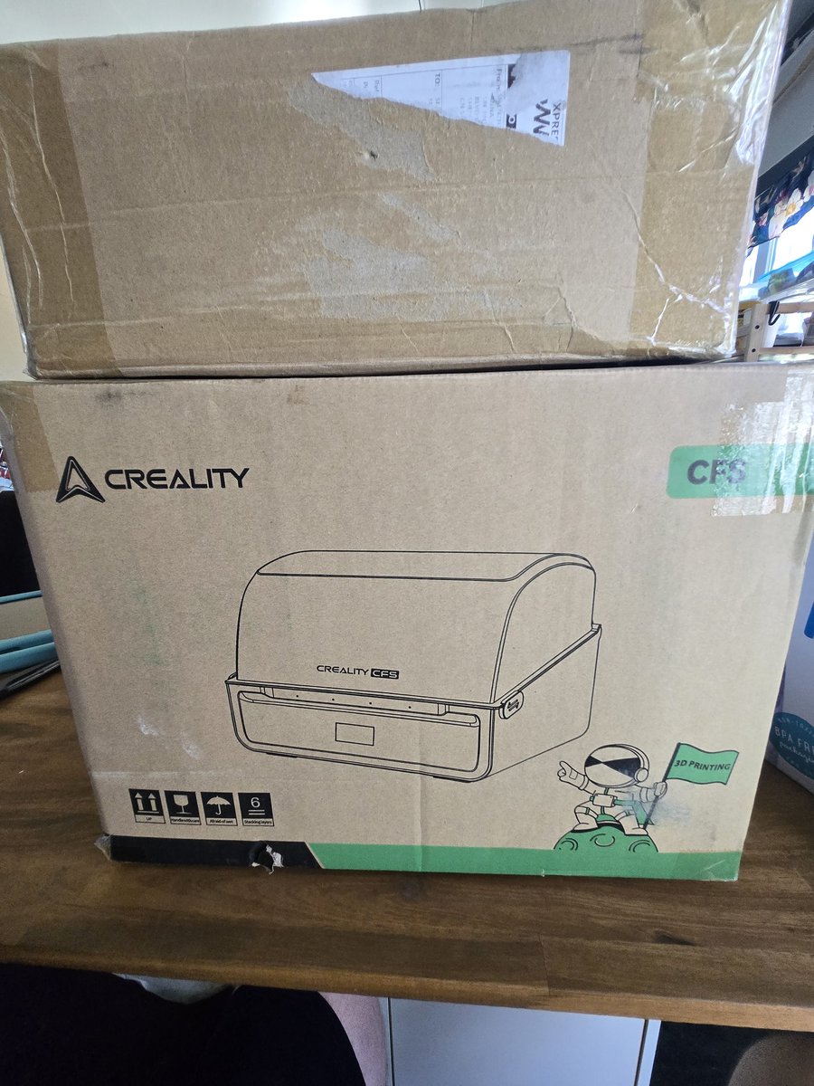 SeanSort's tweet image. The future of footware is here! Thanks to @Creality3dP for sending these shoes down to the land down under. They arrived today alongside the cfs to make my k2plus stop crying from being alone. I needed a new cfs because mine went walkabout around Australia to all the sharefests…