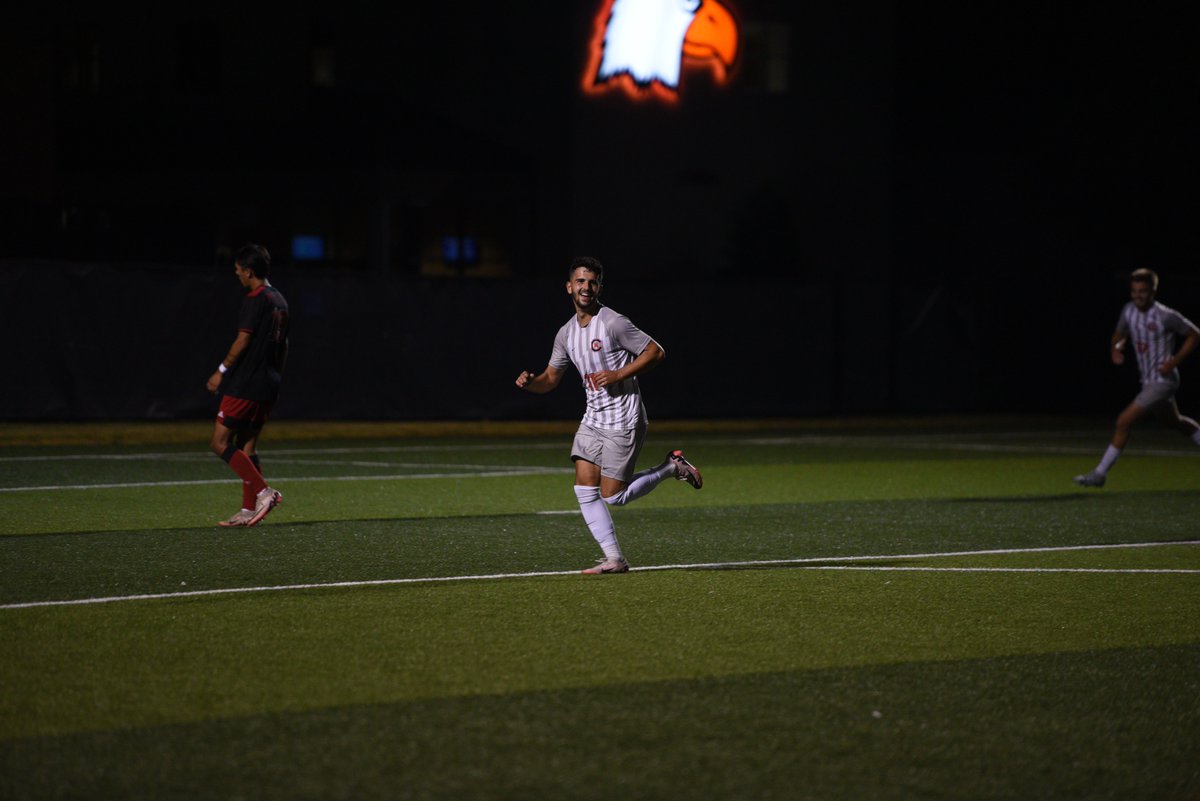 CN_Eagles's tweet photo. ✅Most goals in a game in 1⃣7⃣ years
✅First hat trick in 3⃣ years via @bendukes7
✅2⃣nd-most assists in a game in program history
✅3⃣rd-most points in a game in program history

@CNmenssoccer was on another level tonight🔥

📰 https://t.co/JfuZ3Wgpaz

@CNmenssoccer x #TalonsUp https://t.co/bAsDtg9ddS