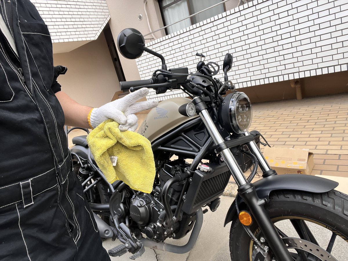 marublack13's tweet photo. 今日は軽くバイク掃除とチェンシコ🧹 https://t.co/OyUFvfQyk8