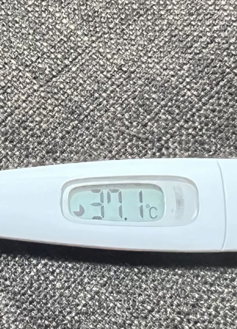 おはようございます✨✨
お疲れ様でした！

昨日は体中の汗が出て体全体が昨日より気持ちいいです!

最近冷え込むのが早いですが、風邪を引かないように気をつけてくださいね!

よく働いてくれてありがとうございます🙇🙇