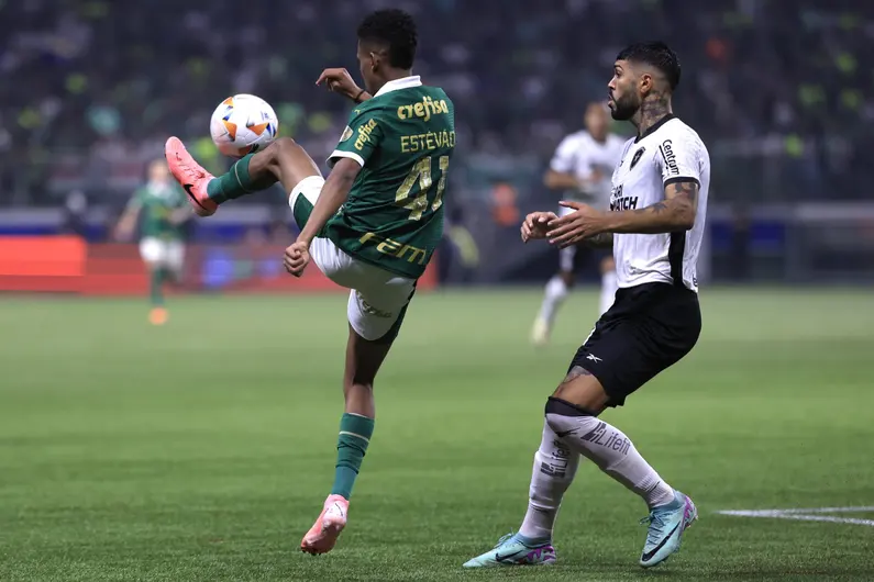 Infos_palestra's tweet photo. Com o Botafogo encaminhado na final da Libertadores, o confronto contra o Palmeiras, PROVAVELMENTE, será na terça-feira, 26, 4 dias antes da grande final

Um ingrediente IMPORTANTE para o confronto https://t.co/t53kJu4BMq