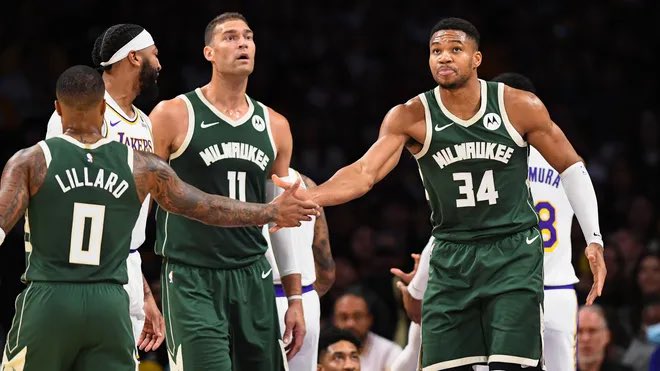 #Bucks get it done!

Milwaukee beats Philadelphia 124-109 in their first game of the season.  Damian Lillard and Giannis Antetokounmpo combined for 55 points, 23 rebounds and 13 assists in their win over the shorthanded #76ers, who were without stars Joel Embiid and Paul George
