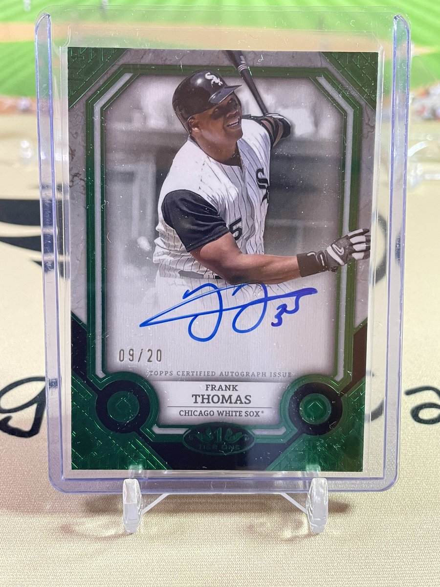 LongBallCards's tweet image. Lots of highlights from tonight’s break. Had to pare it down to these 😮🔥 #thehobby #paulskenes #jacksonchourio #garbagepailkids