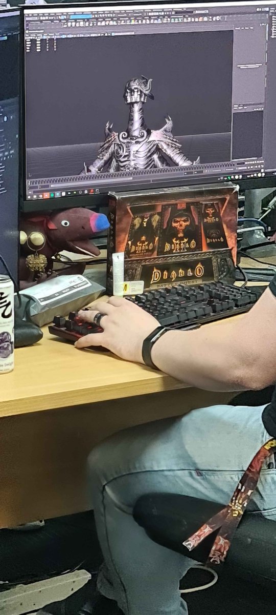 With everyone being so busy we couldn't get any teasers from the devs, so the community team has taken things into our own hands.